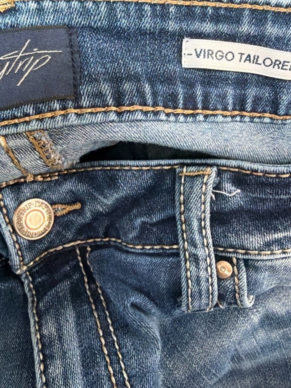 DAYTRIP Bootcut Jeans - Picture 4 of 5